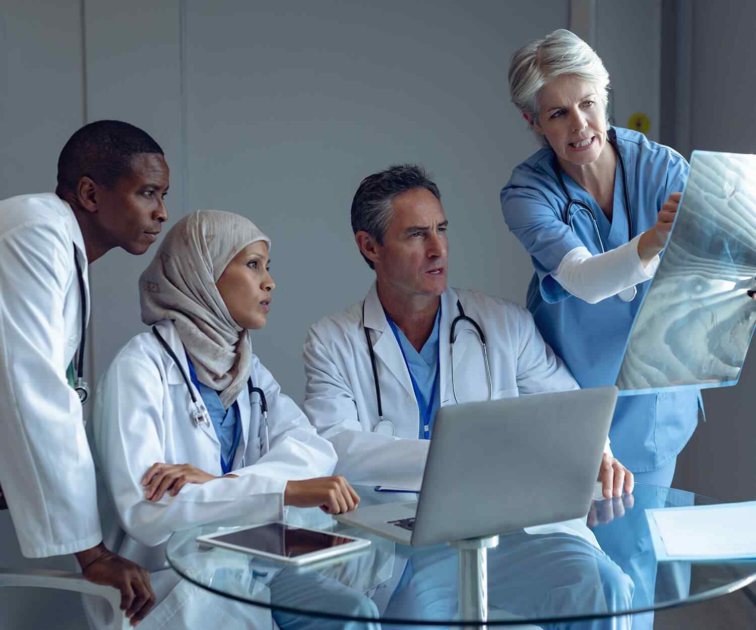 https://apollohosp.co.in/wp-content/uploads/2021/08/card_image_01.jpg